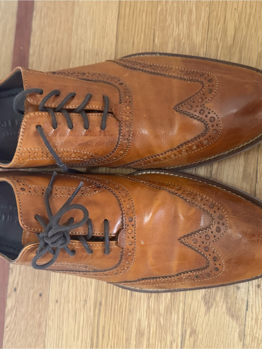 Cole Haan Classic Men's Leather Wingtip Oxfords in Cognac Size 10 Mens